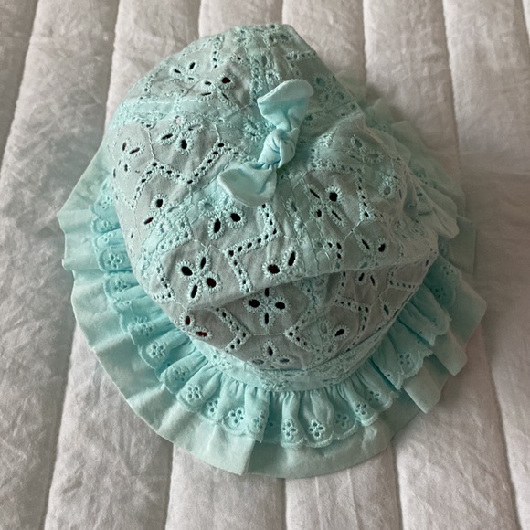 NWT 2 Summer hats - SIZE 0-6 months - Picture 2 of 13
